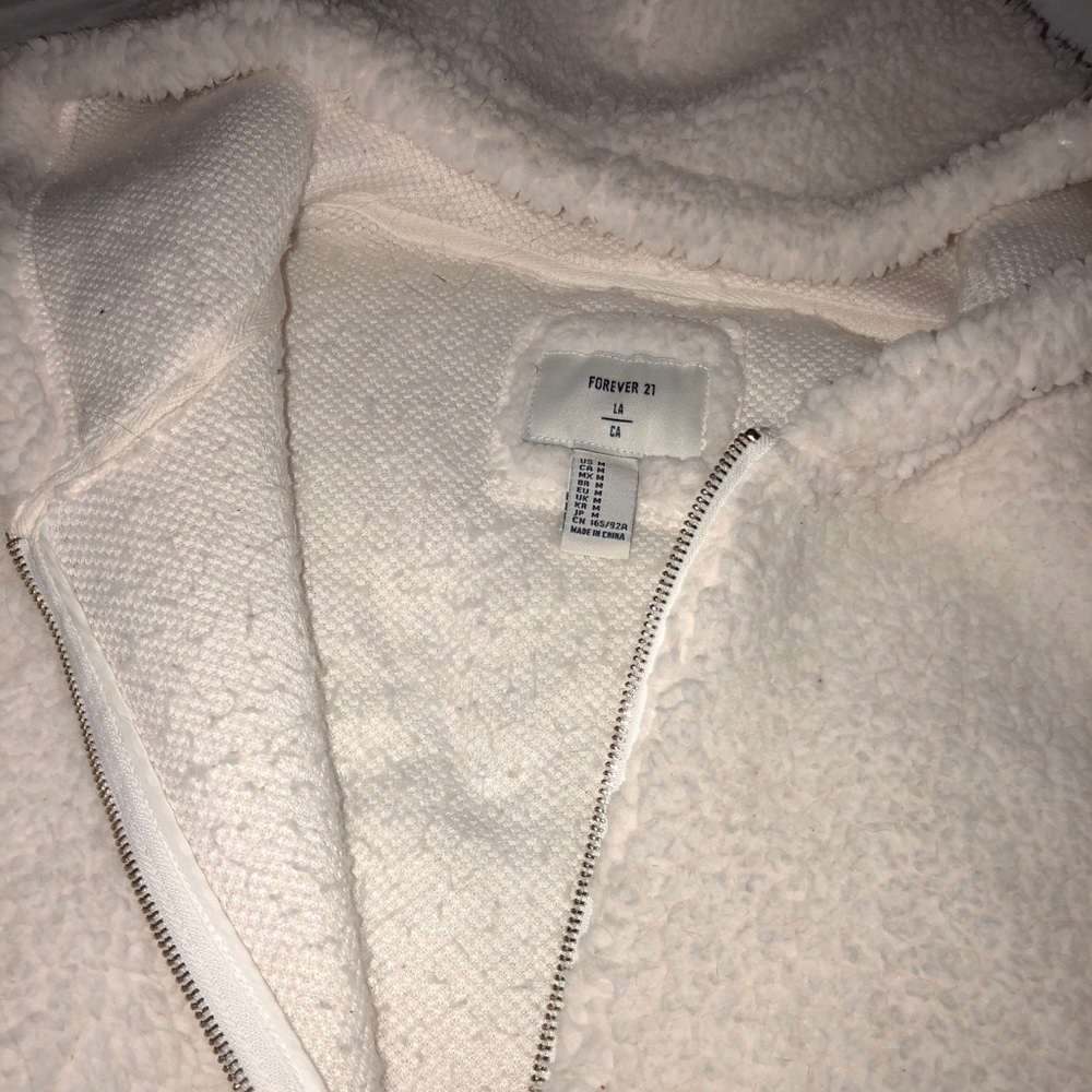 fuzzy jacket - Picture 2 of 3